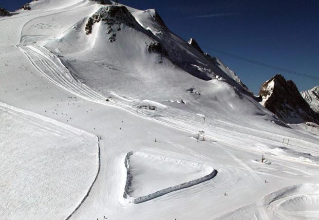 Charmant Studio Aux Pieds Des Pistes Vue Sur La Montagne Tignes Eksteriør billede